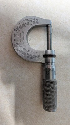 Vintage L.S. Starrett No. 230-F Outside Micrometer 0-1''   Made in USA, Tested