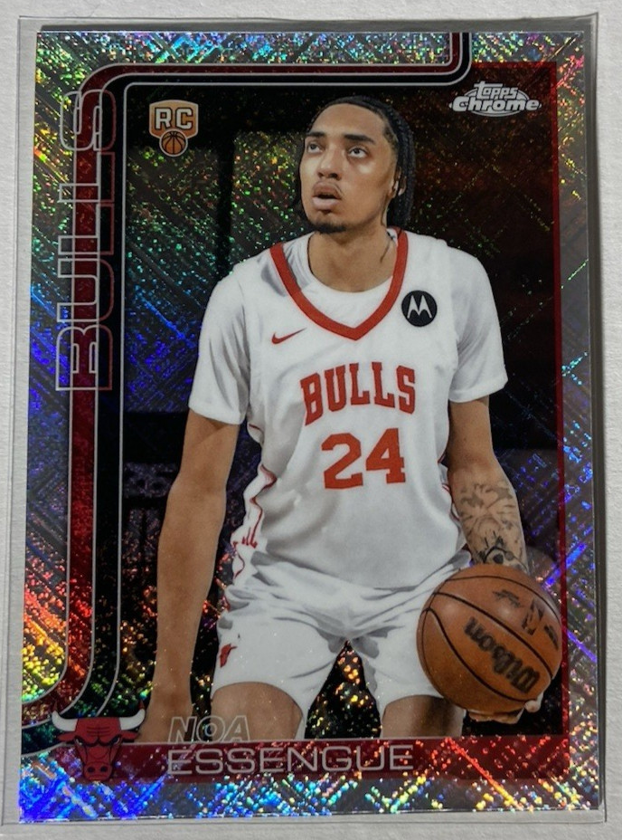 Noa Essengue 2025-26 Topps Chrome Skylight Refractor Rookie Card #262 Bulls RC