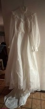 Vintage 1980s Elegant White Wedding Gown - Lace Trim