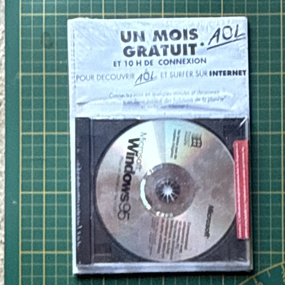 Microsoft Windows 95 Système d’exploitation CD + livret (Français) - Photo 2/2