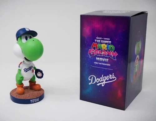 Dodgers Exclusive Yoshi Bobblehead Super Mario Galaxy Dodger Stadium Limited