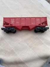 Lehigh Valley HO Scale Model Train Freight Car Red Post War Made In USA