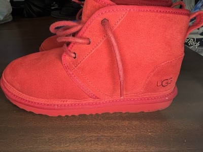 UGG Neumel II Kids Red Lace-Up Ankle Chukka Boots Size 6