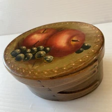 VINTAGE VIRGINIA ROCKWOOD SIGNED HANDMADE OVAL FOUR FINGER SHAKER PANTRY BOX #P