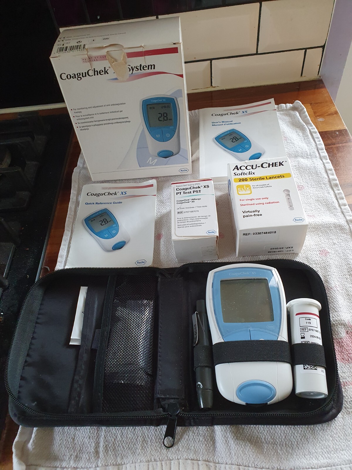 coaguchek xs pt/inr test strips eBay