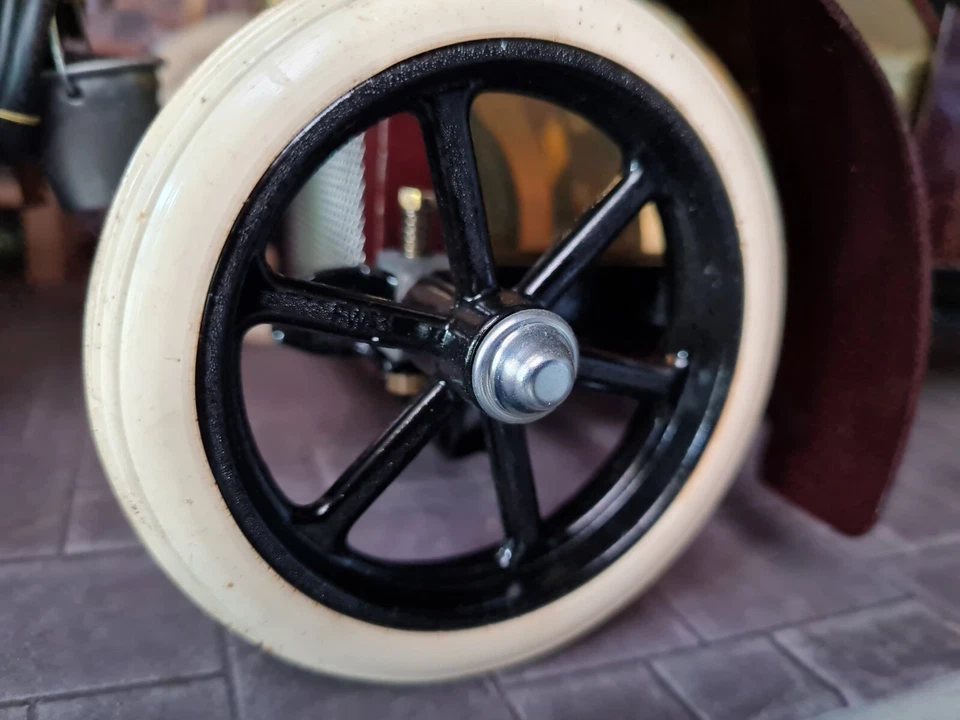 5x Hub Caps for Mamod Roadster. SA1, Limo, van Axle Hubcaps - Image 2 of 2