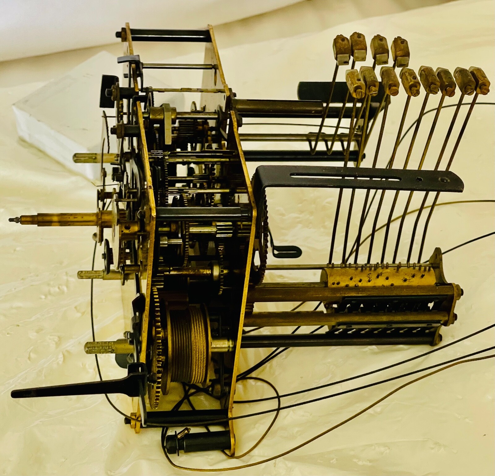 HERSCHEDE CABLE WOUND TRIPLE CHIME MOVEMENT