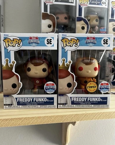 Funko Pop! Fun on the Run - Freddy Funko as The Flash (Chase And Common Bundle)