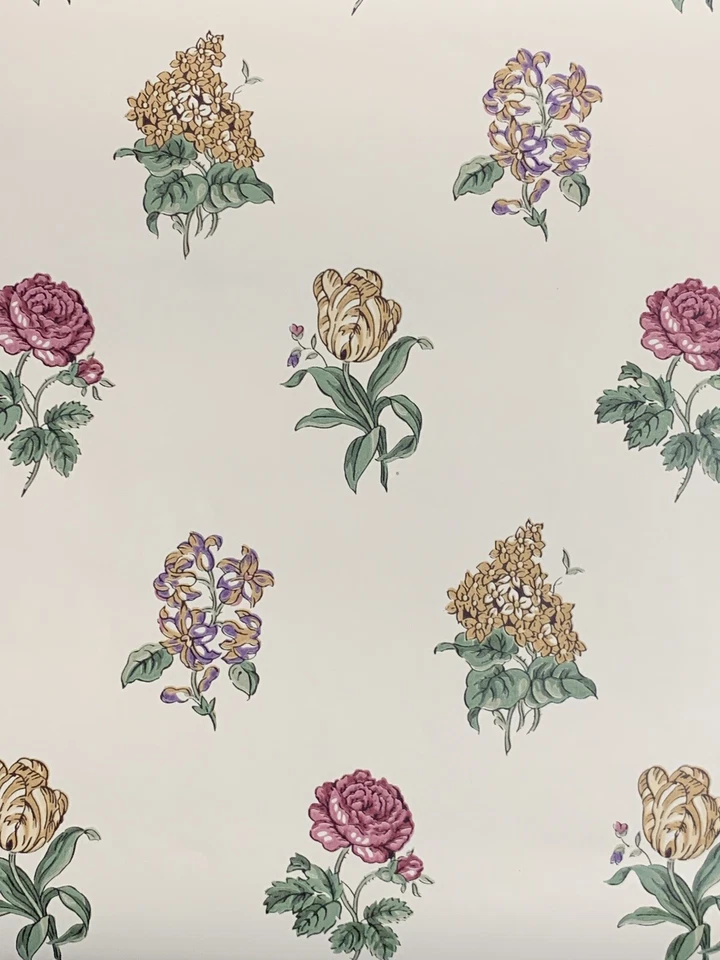 Lot 15 Wallpaper Samples circa “2000” Each 9”x 11” + one 18” x 11” bonus sample - Image 4 of 4