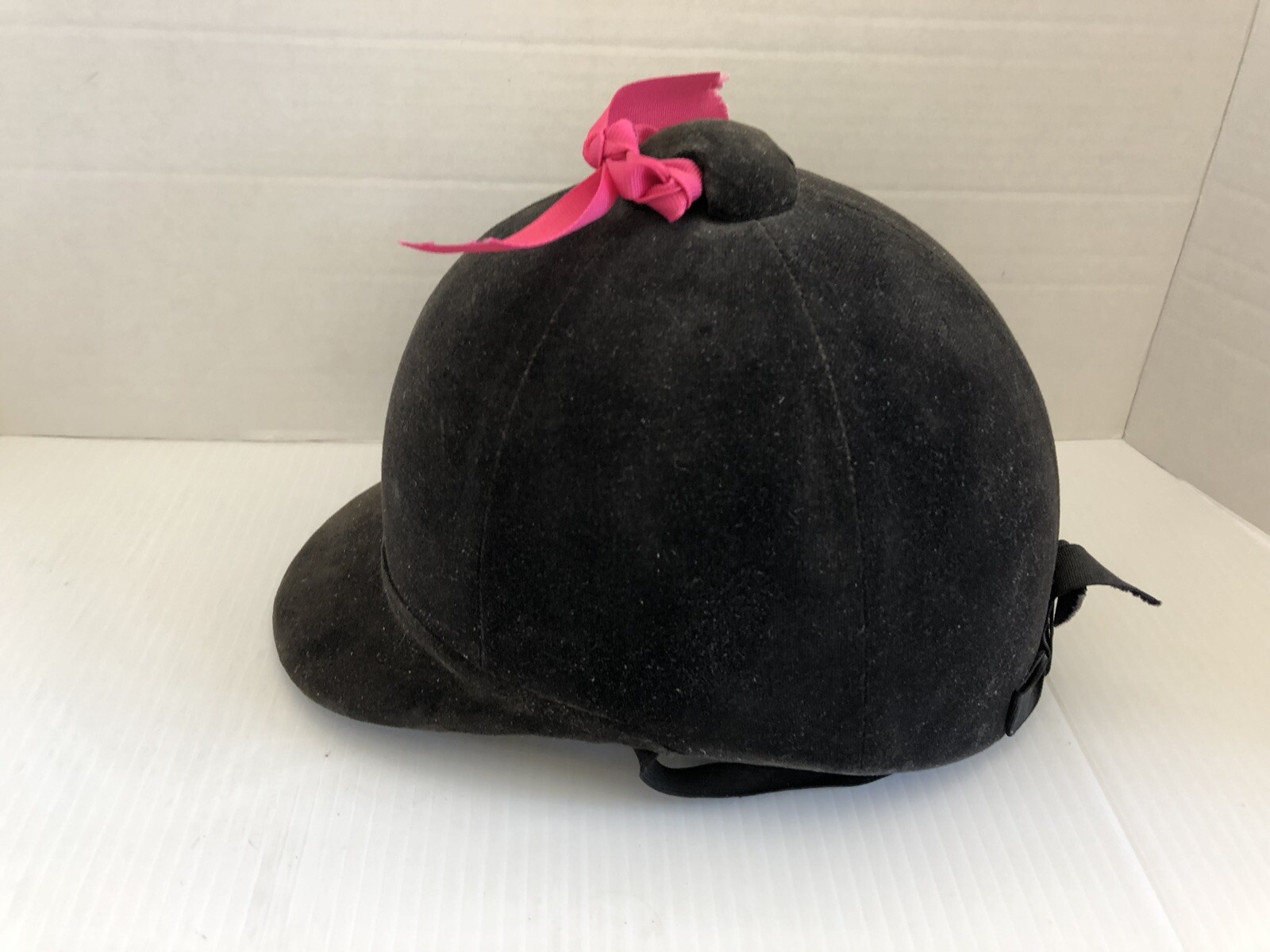VINTAGE WOMEN'S BLACK VELVET RIDING HAT. EQUESTRIAN PROTECTIVE HAT eBay