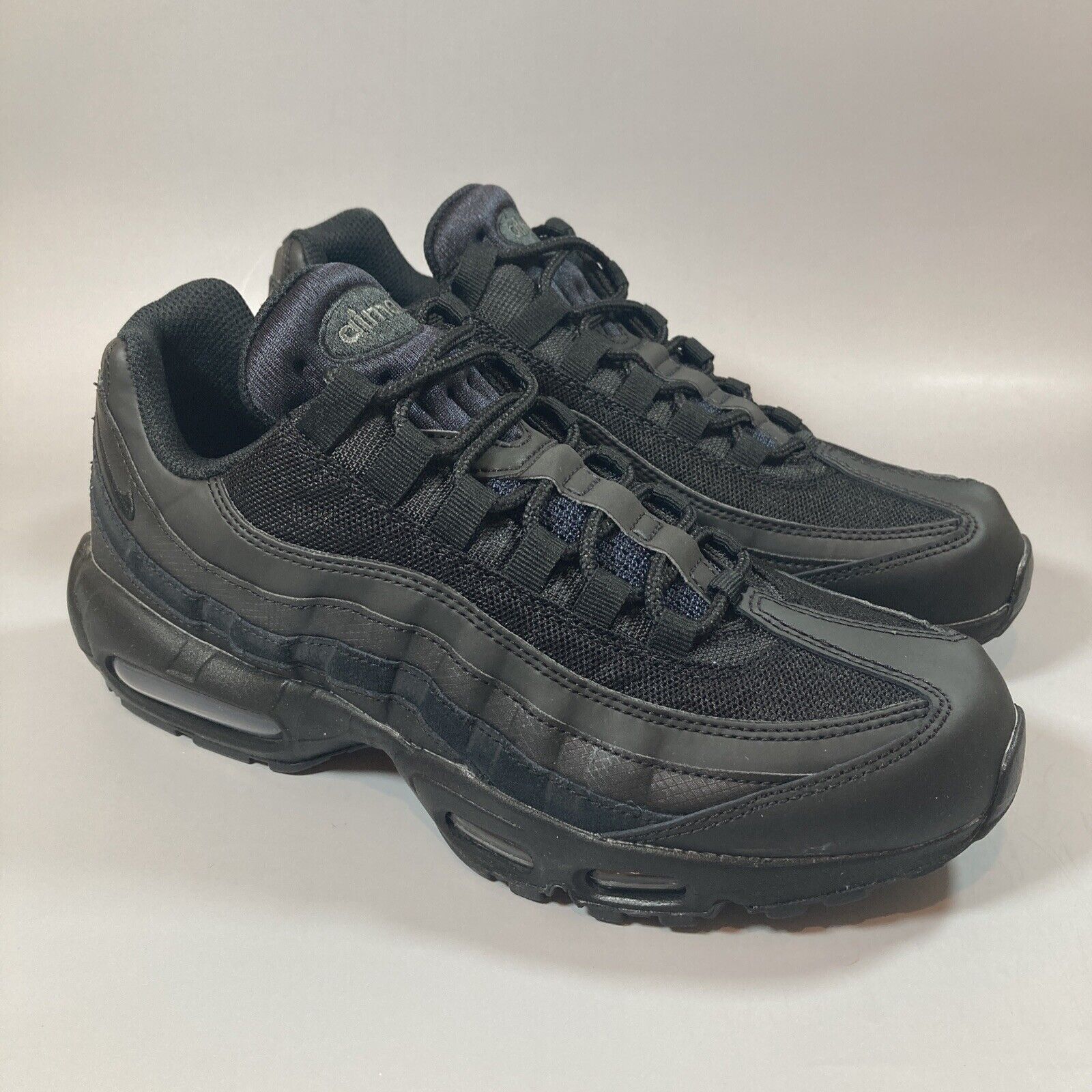 size 9 air max 95