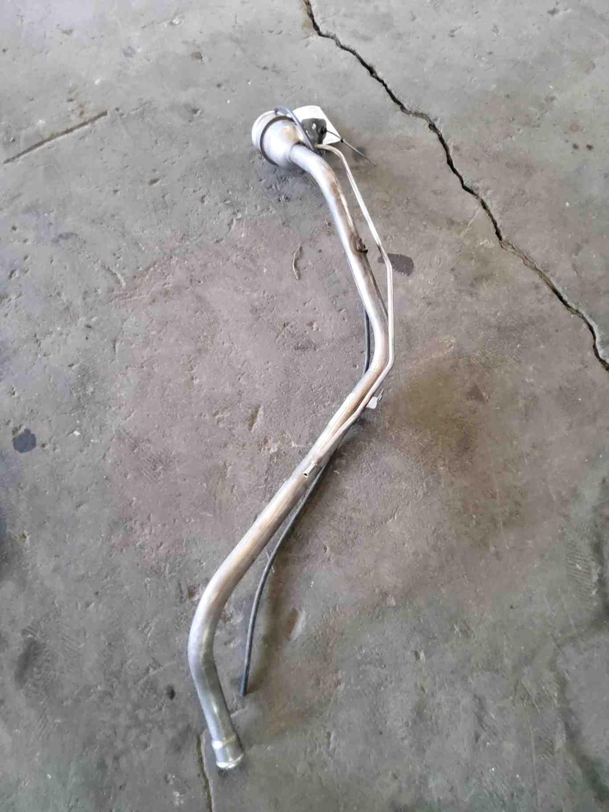 Fuel Filler Neck MASERATI LEVANTE 20