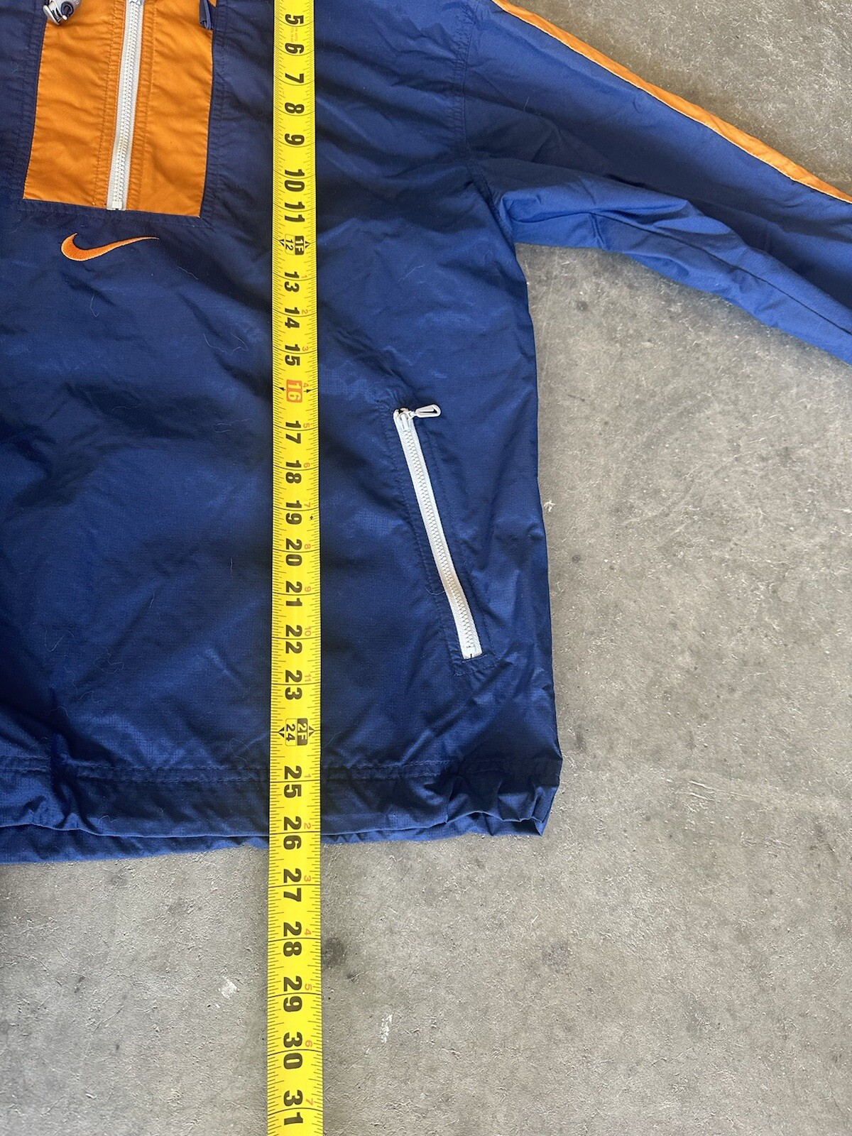 SACAI X NIKE Giacca a vento pullover con cappuccio Nike Air Center Swoosh vintage taglia media