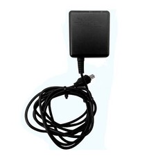 Rocketfish RF-RZR90 5V 0.6A Mini USB Travel Wall Mobile Phone Charger AC Adapter