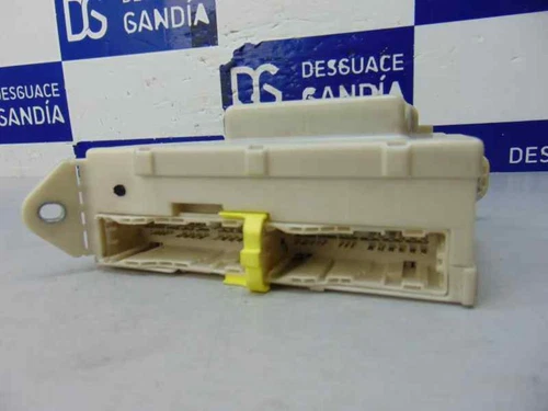 82730-53022 Caja Reles/Fusibles para LEXUS IS (DS2/IS2) 250 V6 2007 185066 - Imagen 2 de 10