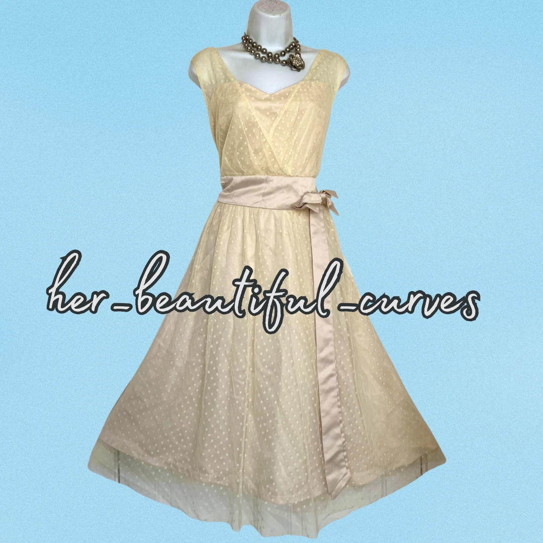 open lace back dress 1970s Velvet Party Dress & Cape Set