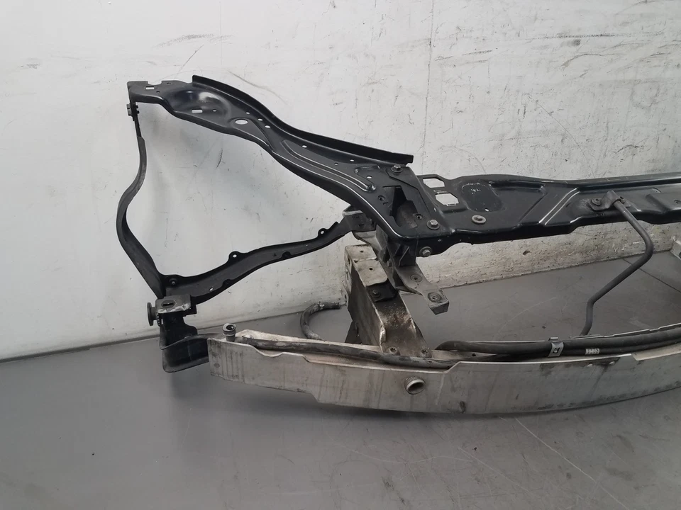 Mercedes Benz AMG E 63 2012 radiador delantero núcleo soporte/barra de impacto #2691 VV9 Foto 3 de 4