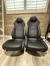 Huracan Evo Seats - Blue Stitching - Blu Amon Huracan Evo Seats - Blue Stitching - Blu Amon