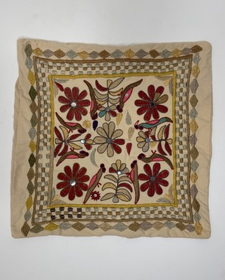 Pottery Barn Nyla Wall Embroidered Tapestry And Embroidered Pillow  18 x 18