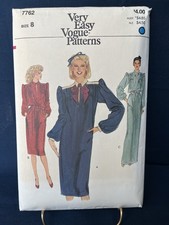 1980's Very Easy Vogue Pattern 7762 Complete Cut Paper Sewing Pattern
