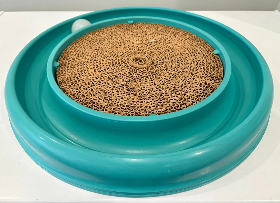 Turbo Interactive Scratcher Cat Toy - Image 2 of 4