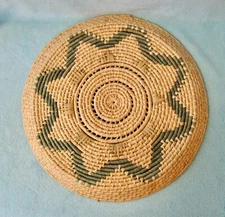 Woven Sea Grass 16 1/2" Round Tray Basket Plate; Wall Hanging; Slanted Rim; Star