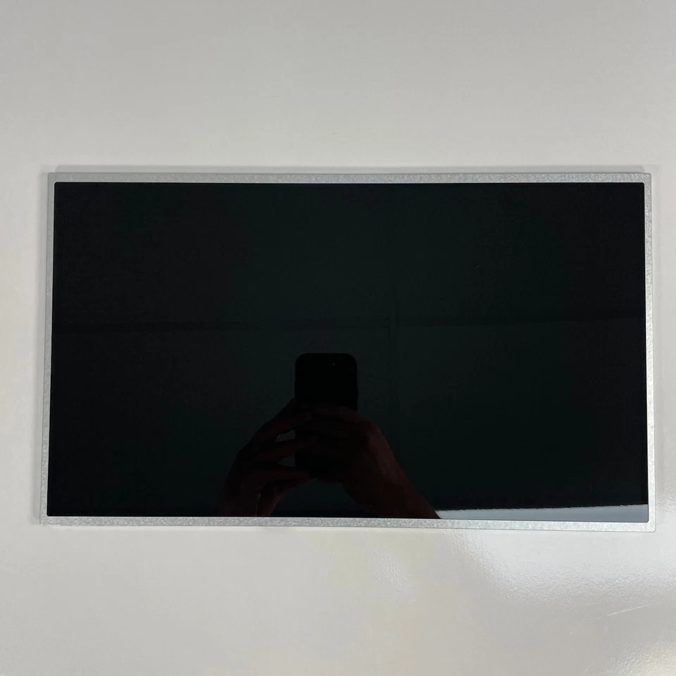 Genuine LG 17.3" Laptop Replacment LED Screen 40 Pin HD+ 1600x900 LP173WD1 TL E1 - Image 2 of 4