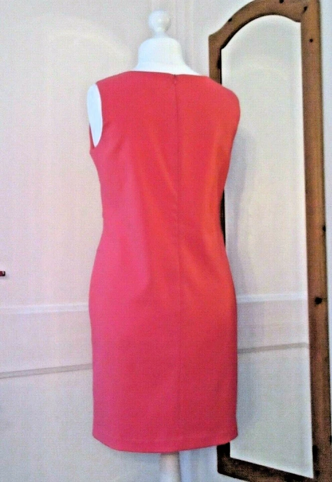 RONNI NICOLE SALMON PINK FORMAL DRESS SIZE 12 - Image 3 of 4