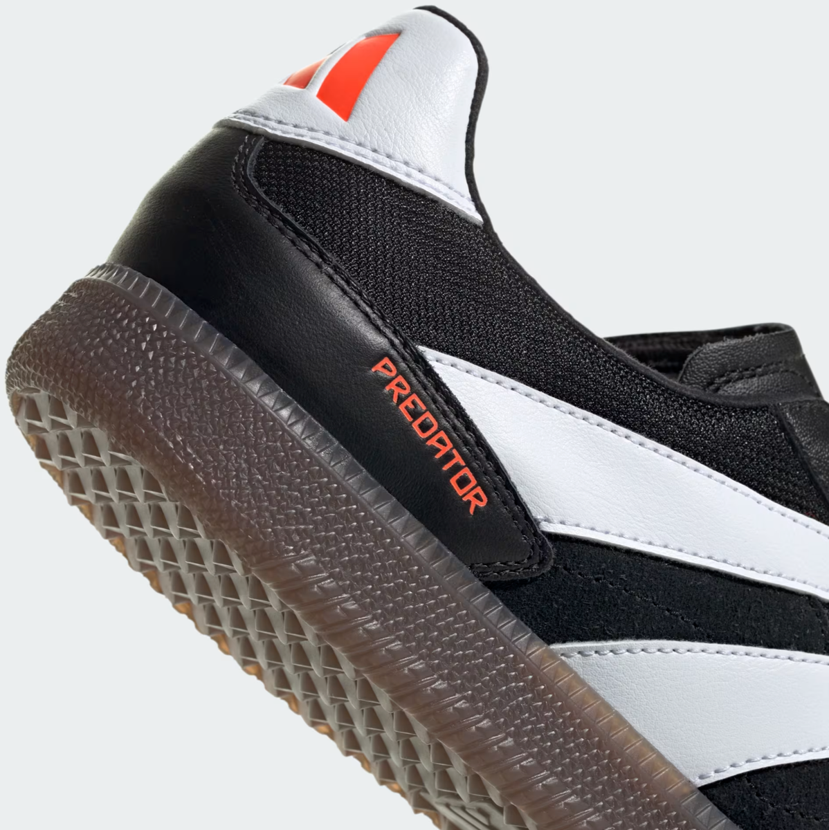 Adidas IF1025 Predator 24 Freestyle Black White Gum Shoes  display picture 3