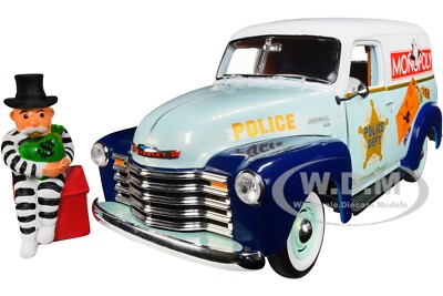 1948 CHEVROLET PANEL POLICE VAN & MR. MONOPOLY FIGURE 1/18 AUTO