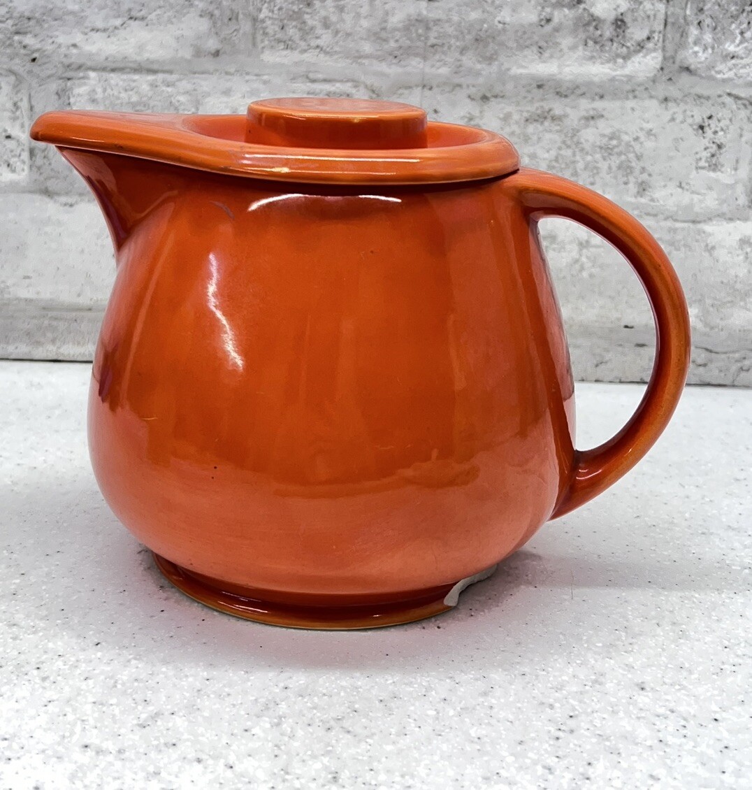 Fiestaware Vintage Kitchen Kraft Red Pitcher Jug With Lid Fiesta HLC WV USA  Rare