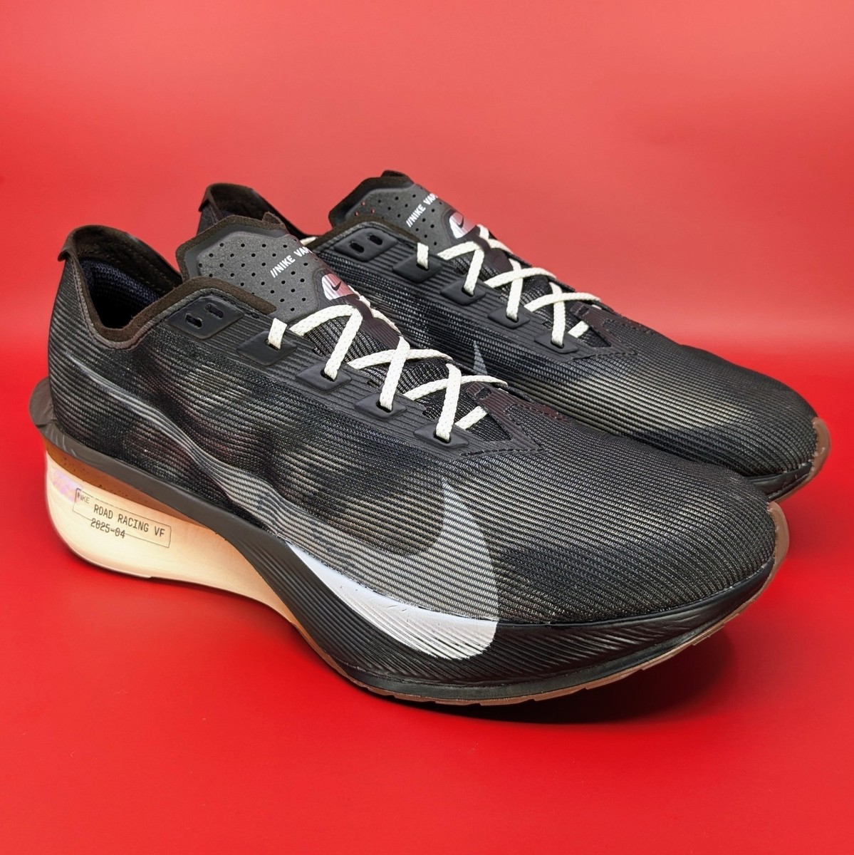 ニュビ MAX SUEDE CARAMEL| Women's Leather Bags | NEUVILLE