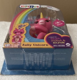 WowWee Fingerlings Skye the Baby Unicorn Pink Toy R Us Exclusive New