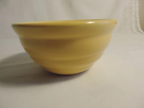 Vintage Bauer USA Pottery Ring Ware  #36 Gloss Yellow Mixing Nesting Bowl