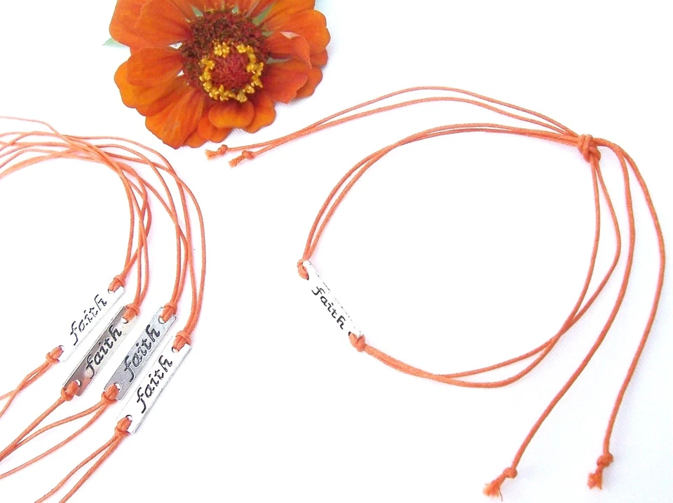 LOTE DE 5 PULSERAS O TOBILLERAS: FE FOCAL/CORBATA EN MUÑECA O TOBILLO/CORDONES ENCERADOS/15" Foto 4 de 4