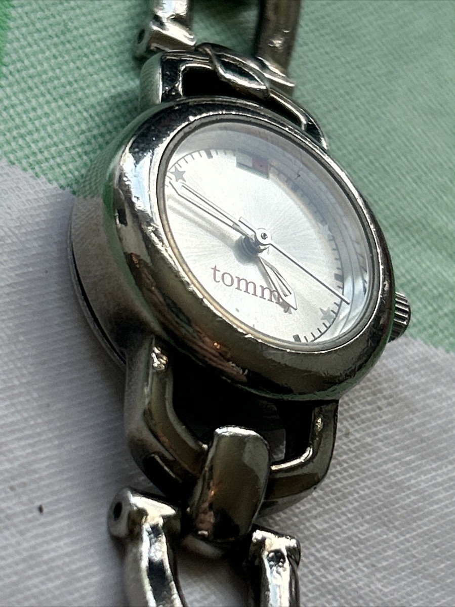 Tommy Hilfiger Silver Tone Link Womens Watch | eBay display picture 3
