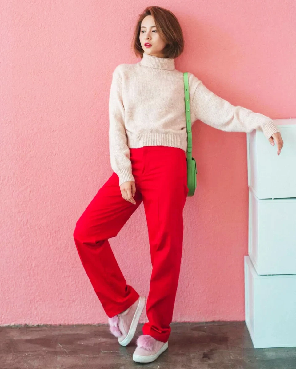 Uniqlo hotsell red pants