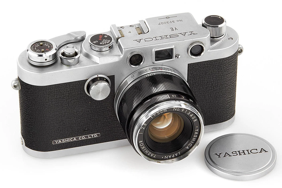 Yashica YE Rangefinder 35mm Film Camera w/ Yashikor 5cm f/2.8 Lens