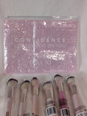 Doll 10 Lot of 6 Make up Brushes in Bags Sealed With Make up Bag New