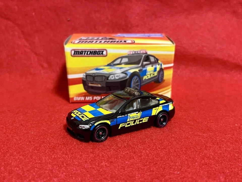 Matchbox BMW Lamborghini Mercedes-Benz Land Rover Porsche Volkwagen 6-type set  - Image 2 of 4