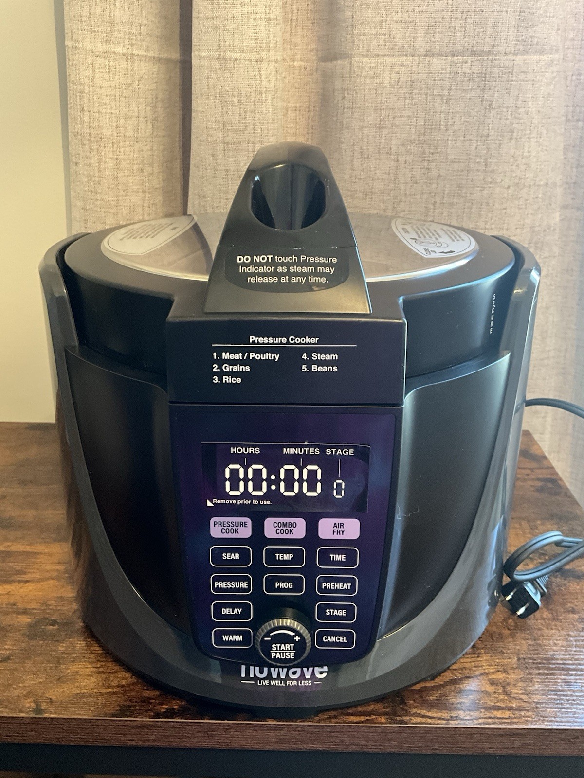 & Air Fryer Combo Multi Cooker Read Description