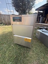 Polar Commercial Ice Maker – Model T316-03