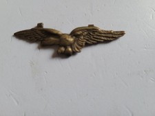 insigne charognard épervier tête gauche armée de l'air française - couleur or -