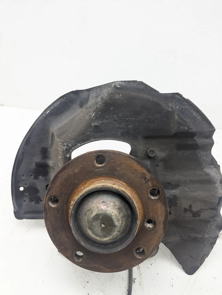 2002-2005 BMW 330ci 325ci 325i 330i E46 RWD Front Right Knuckle Hub - Image 4 of 4