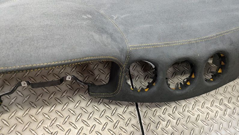 Ferrari 360 spider Upper Dashboard panel, upholstered on SUADE , YELLOW STITCHIN