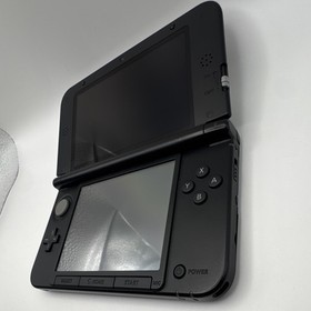 vintage Nintendo 3DS XL Black Wifi w Charger 4GB SD & Pokemon Moon Game