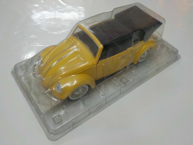 22506 Brekina Fiat 127 autovettura prodotta dal 1971 al 1987 arancio scala 1:87