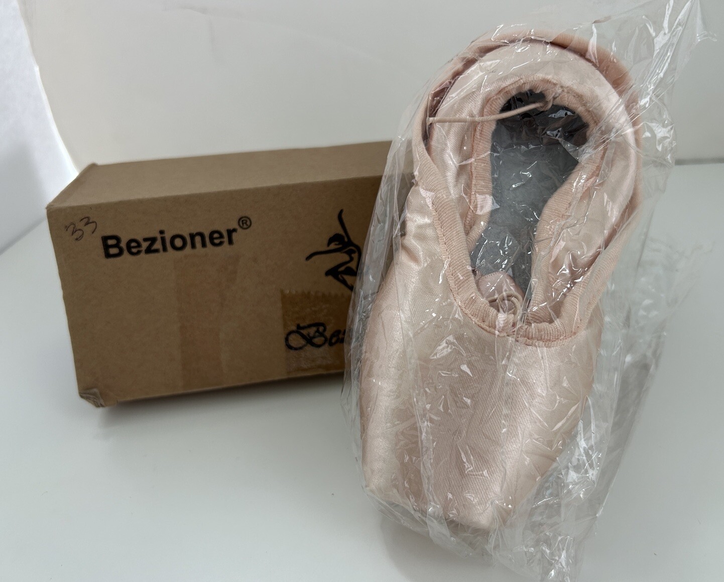 SAOLA Scarpe pantofole rosa ballerina punta ragazza taglia 2 US 33 EU raso suola in pelle spaccata