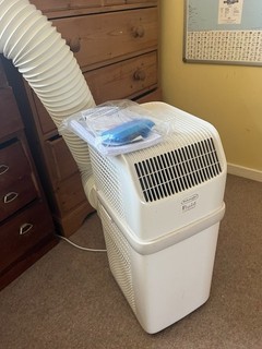 De'Longhi Portable Air Conditioning Unit Penguino with Remote Control