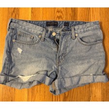 Lucky Brand Boyfriend Shorts Light Wash Distressed Denim Size 6 28